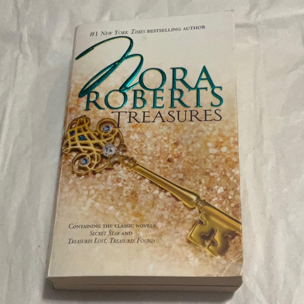 Nora Roberts Treasures Book